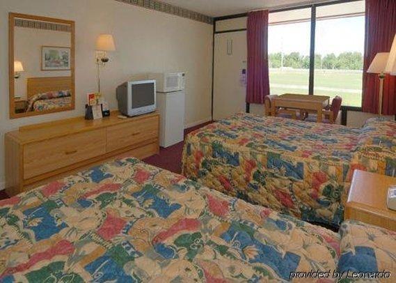 Econo Lodge Oak Grove-Blue Springs Habitación foto